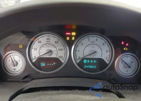 2010 Chrysler Town & Country Touring из США, поврежденный, VIN 2A4RR5D15AR212357